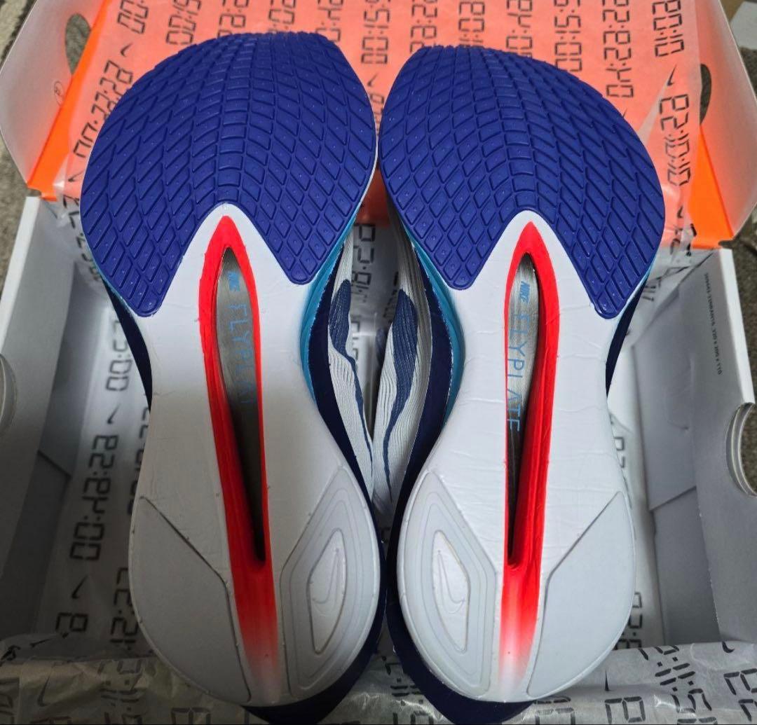 Nike ヴェイパーフライ4