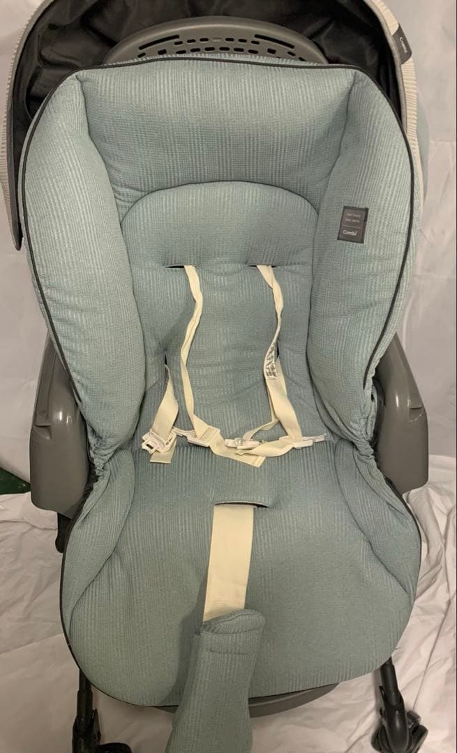 11r41 Combi コンビ ホワイトレーベル ネムリラ AUTO SWING