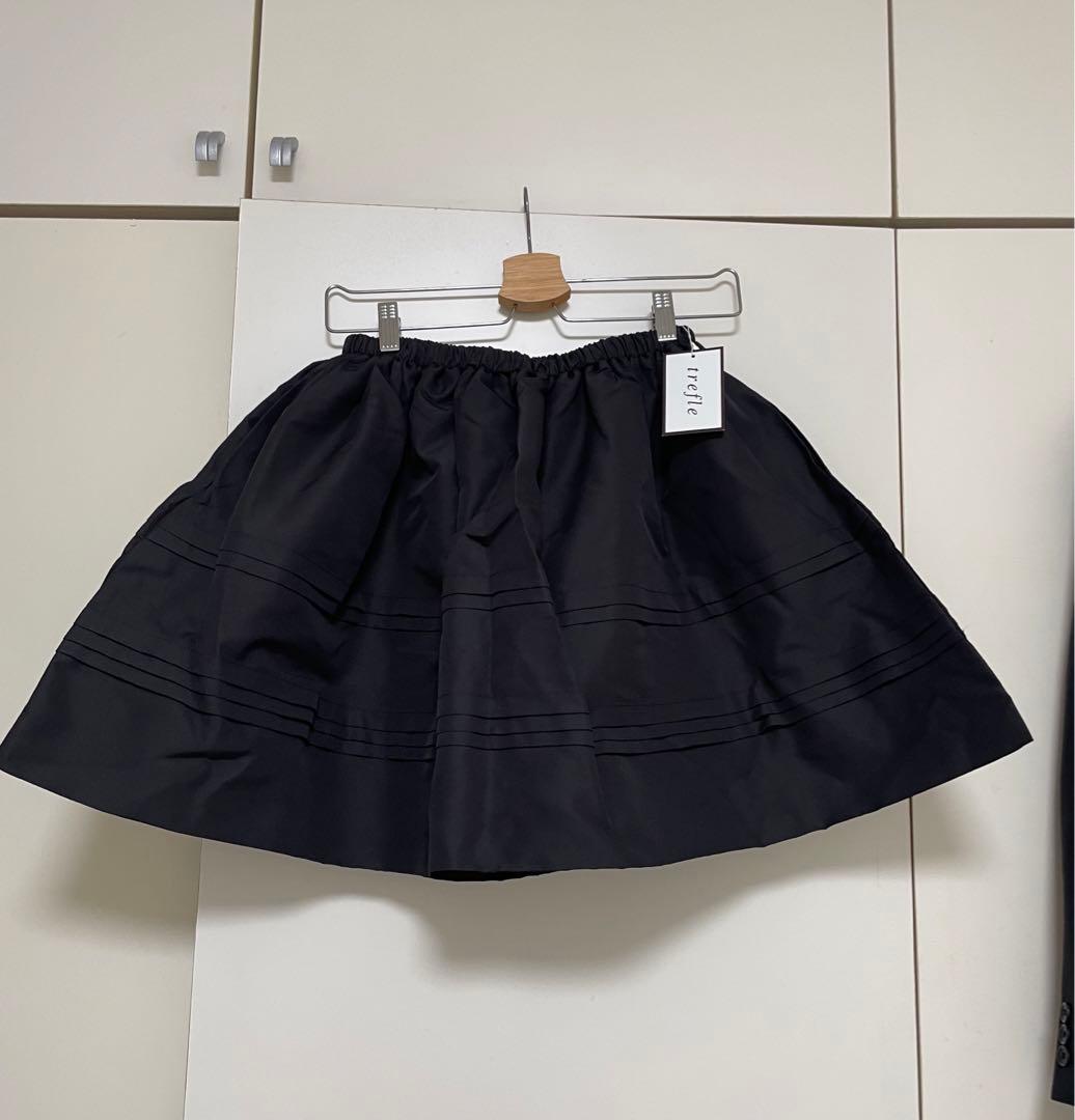 Trefle ブラック フレアスカート