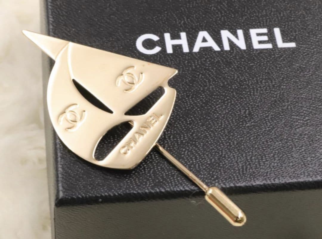 お値下げ♥♡CHANEL シャネル ヨット ココマーク ピン ブローチ