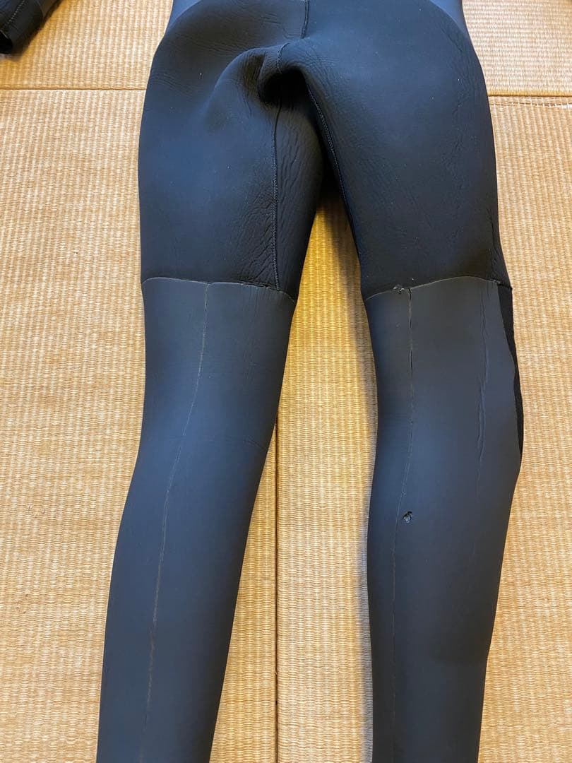 フェロー　fellow セミドライ ウェットスーツ サイズMB 5㎜X3㎜