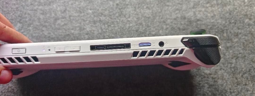 2025年3月14日購入！RC71L-Z1E512 ROG ALLY