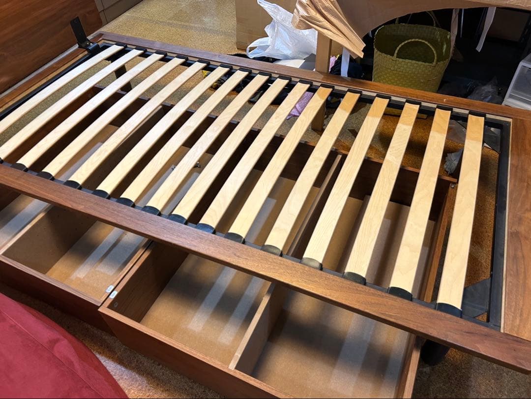 訳あり価格★無印良品　シングルベッドフレーム　ウォールナット材　ベッド下収納付き