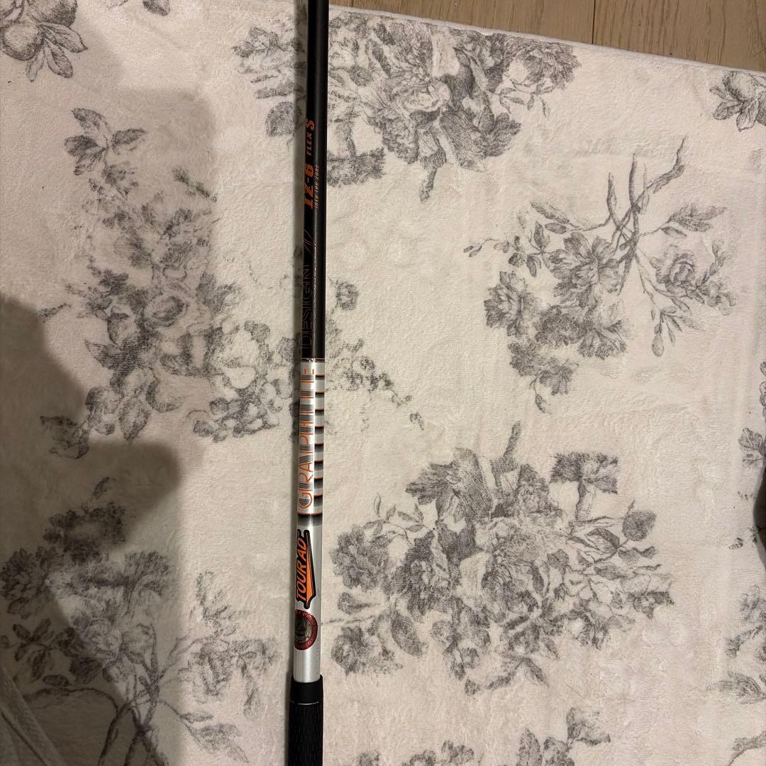 M4 5番ウッド 純正カスタムシャフト　ヘッドカバー付き