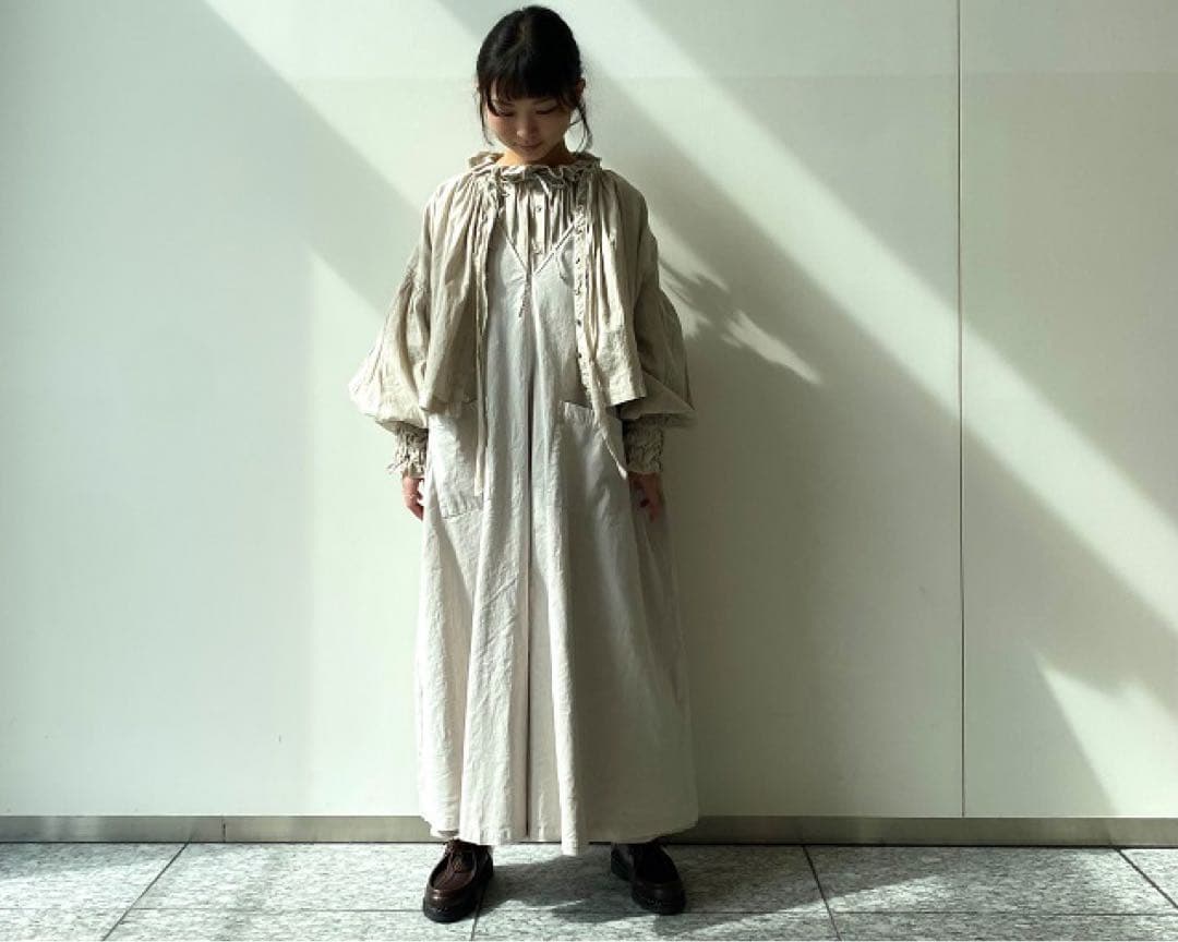 ネストローブ　ワンピ　fofofofa オールドマンズテーラー　ヴラスヴラム