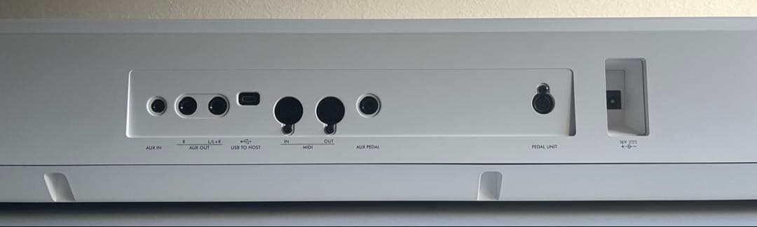 ヤマハ YAMAHA P-525 ホワイト 電子ピアノ 88鍵盤 1点