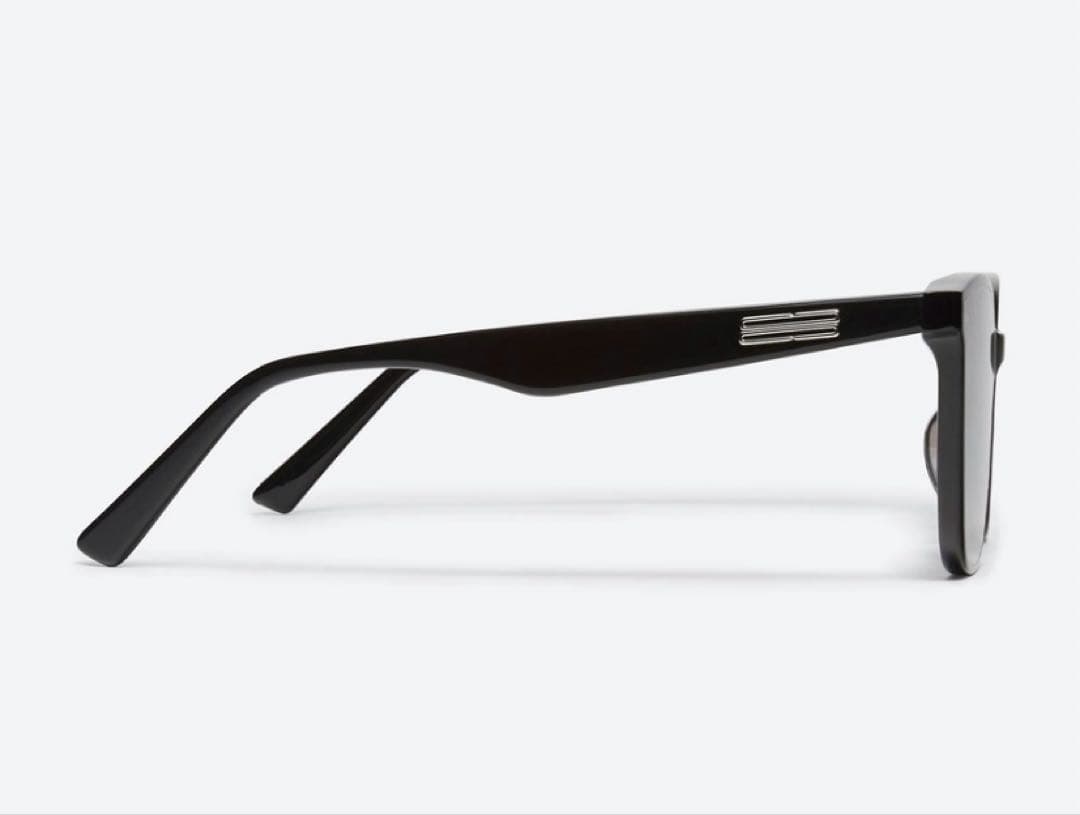 小物 GENTLE MONSTER / HEIZER 01