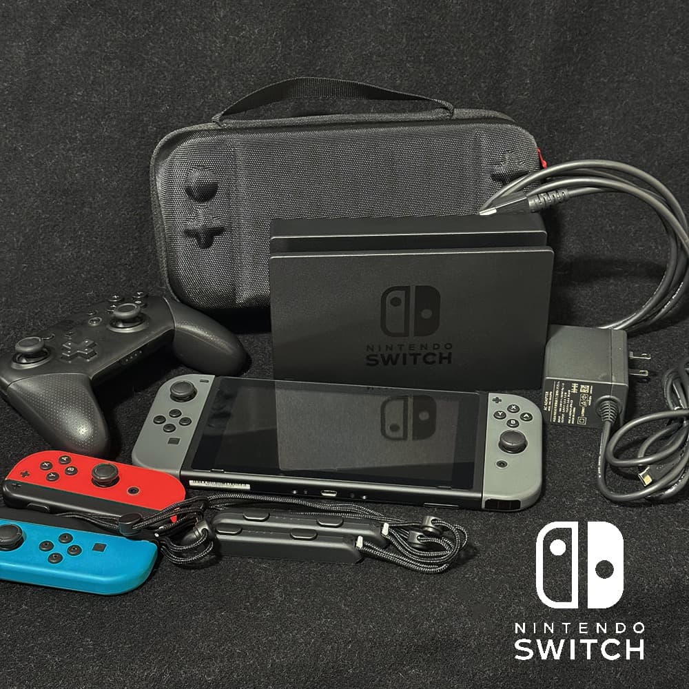 【美品】Nintendo Switch 本体（プロコンなど付属）