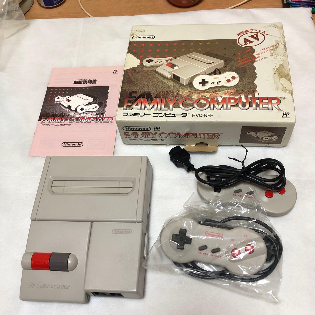 ニューファミリーコンピュータ本体