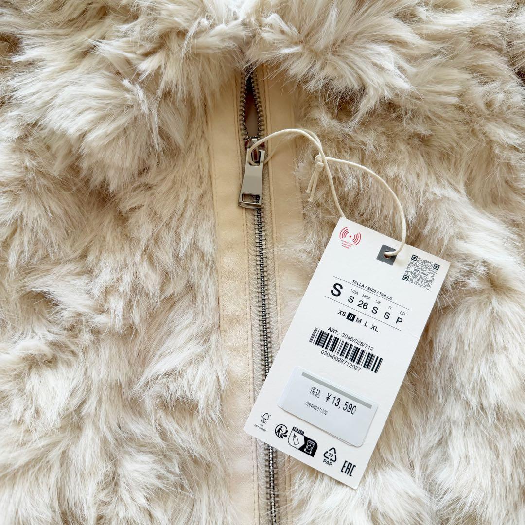 【新品未使用】♡ZARA♡ フェイクファーボンバージャケット Sサイズ
