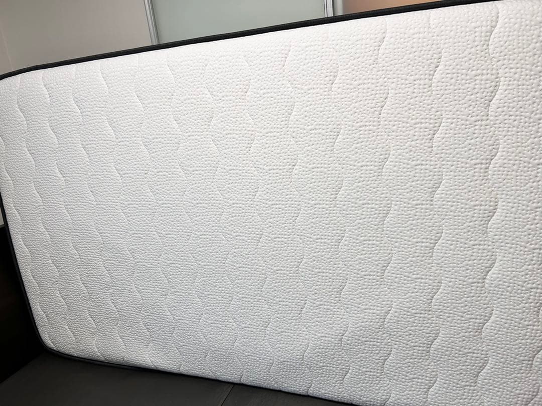 【週末限定値下げ中】NELL セミダブルマットレス