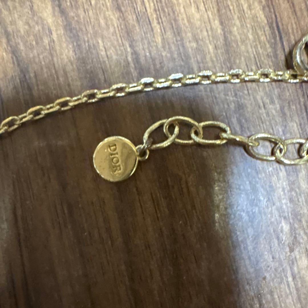 Dior ロゴネックレス 金色