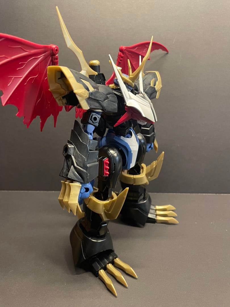 ブイモン系譜 インペリアルドラモン パイルドラモン マグナモン プラモデル