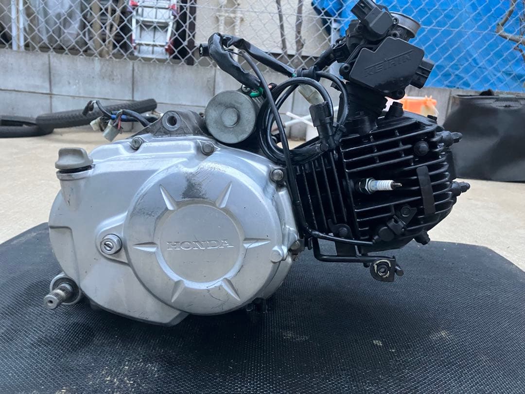 スーパーカブ50 エンジン スロットルボディ付き