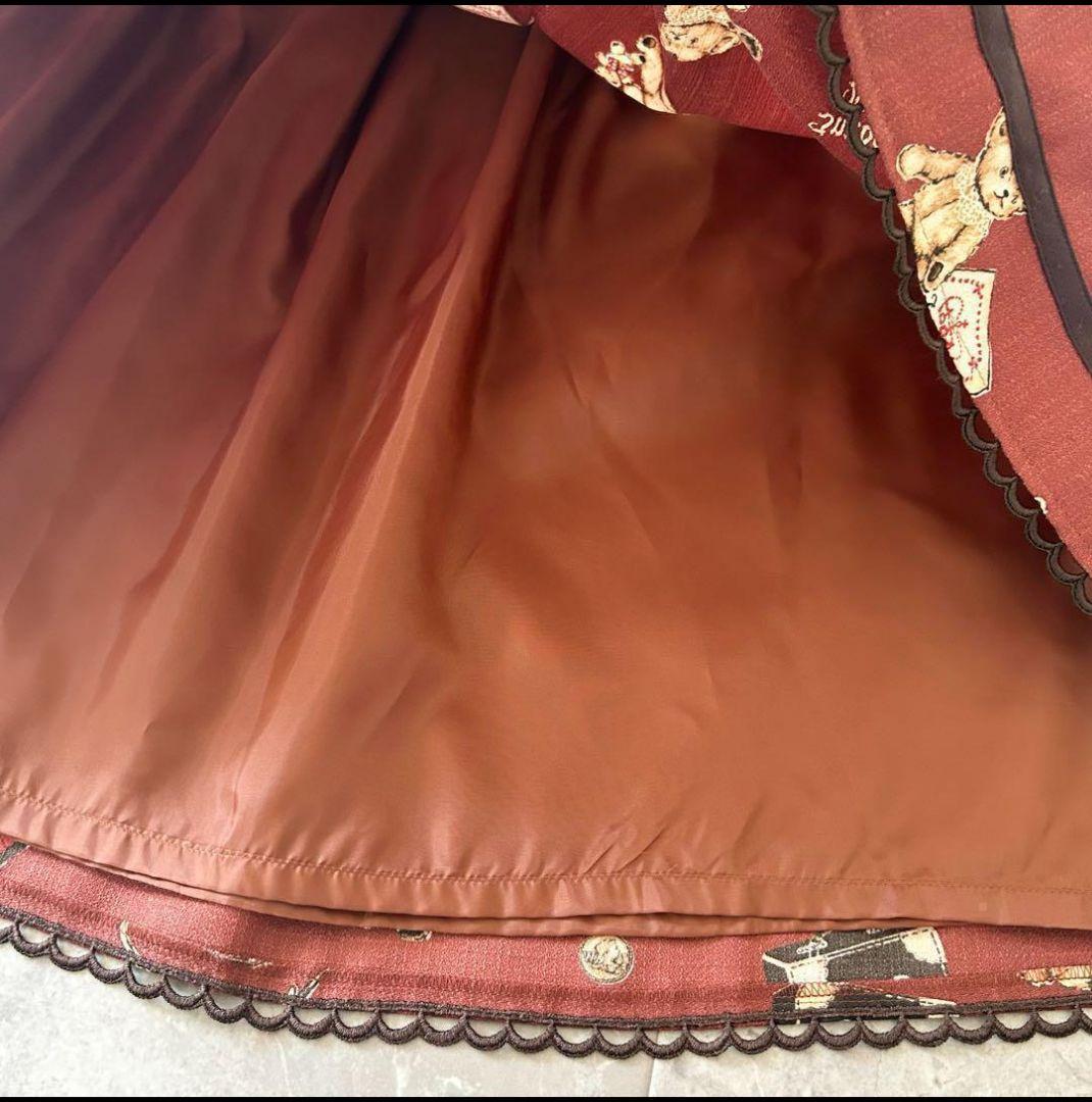 美品☆イノセントワールド 旅行中クマちゃん柄ワンピース サイドファスナー有り