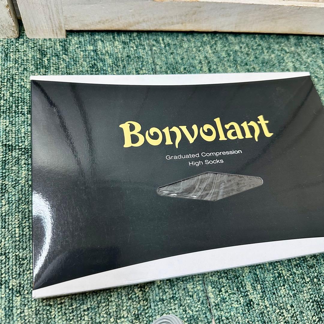 Bonvolant ボンボラン グラデュエイテッドコンプレッションハイソックス