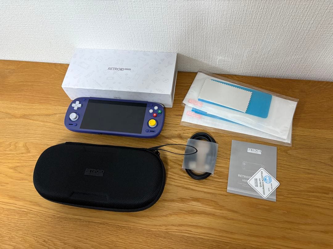 Retroid Pocket 5 GC 本体 専用ケース セット