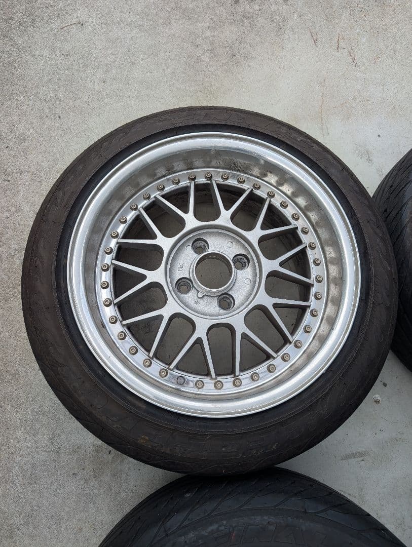 SUPERSTAR シェブロンレーシング 8.5j 15 +20 PCD 100