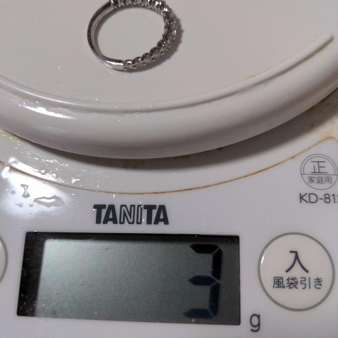 プラチナ　ハーフエタニティリング