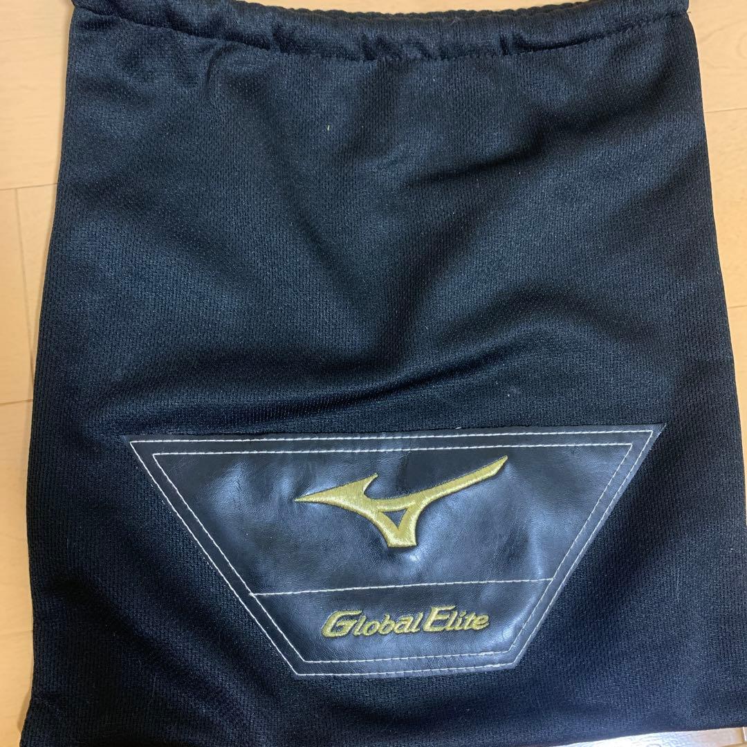 硬式用野球グローブ　ミズノ　グローバルエリート　外野用