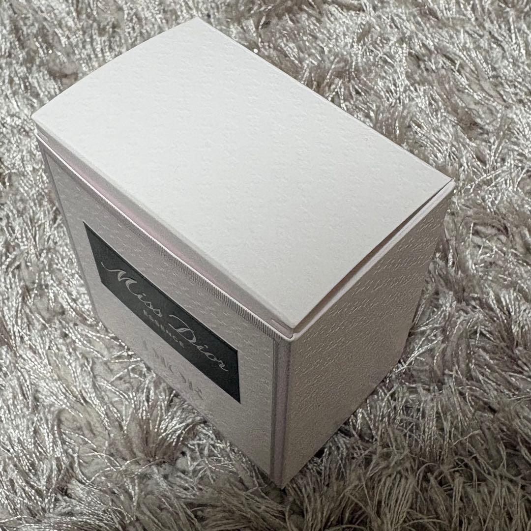 甘*栗様 新品 ミスディオールエッセンス 35ml