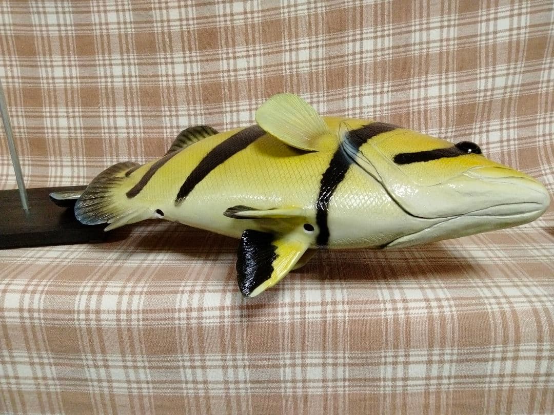 ハンドメイド　48cmダトニオ シャムタイガー　フィギュア　レプリカ　置物　魚