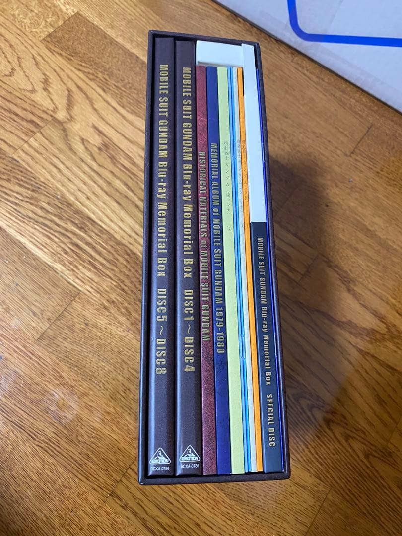 【美品】機動戦士ガンダムメモリアルBOX(Blu-ray)