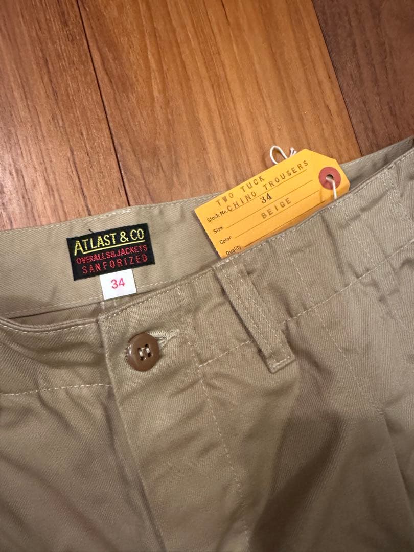 At last&co アットラスト ツータックチノトラウザース