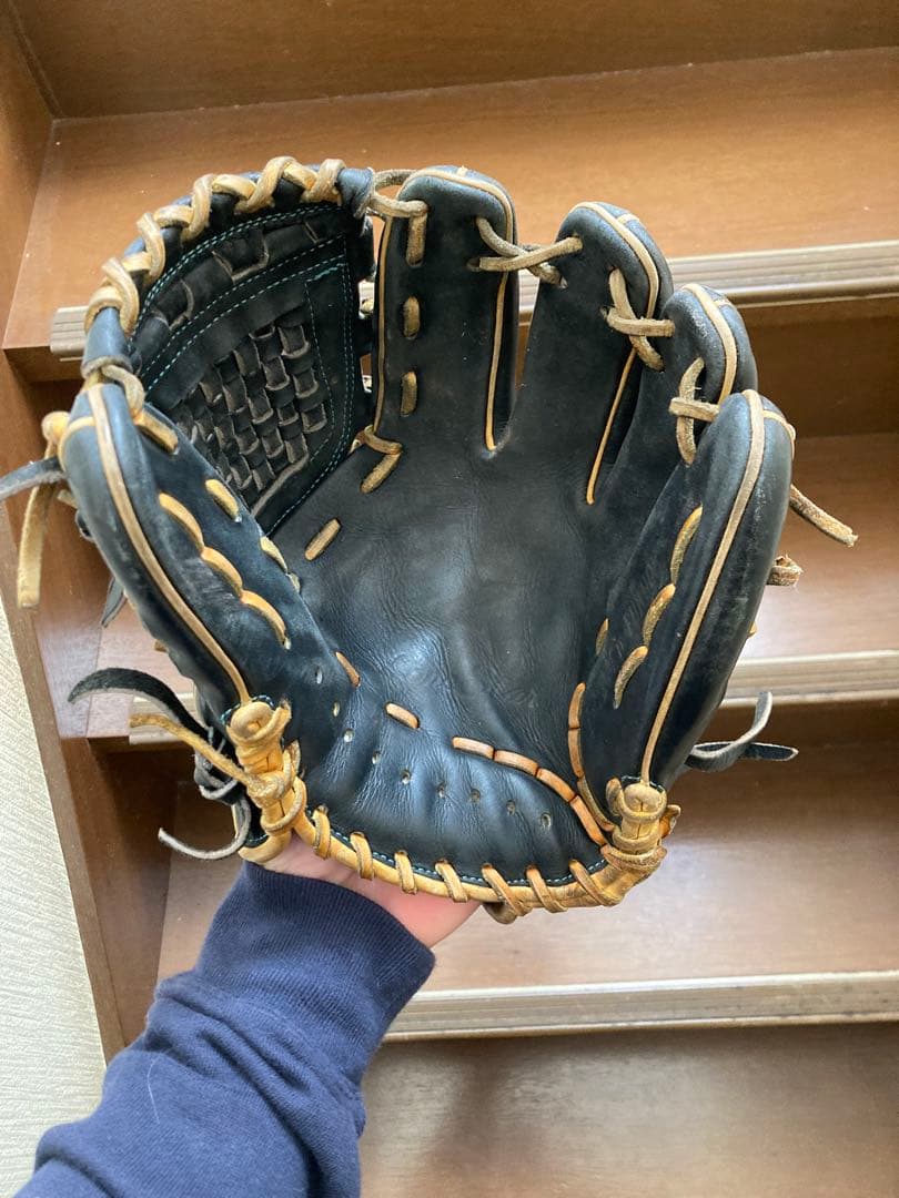 硬式内野手用グローブ