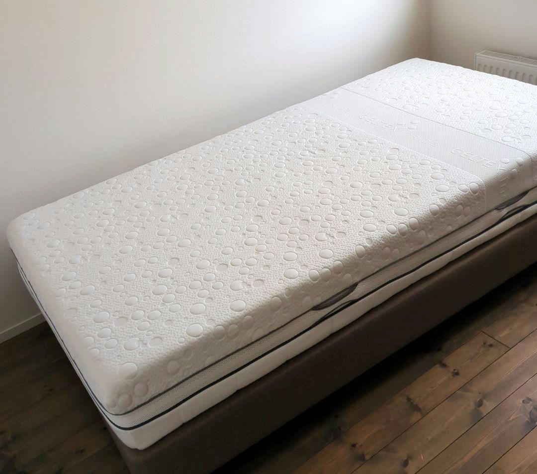 PLATIN GELTEX 240x マットレス　ゲルテックス