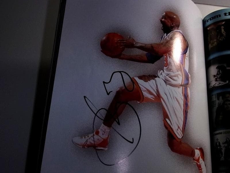 洋書 New York Knicks Yearbook 2004-05