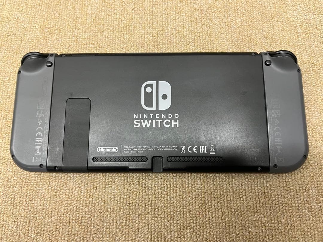 Nintendo Switch 本体 充電器・ケーブル・ケース付き