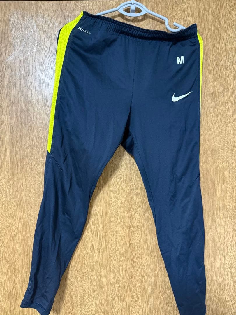 サンフレッチェ広島　長袖ウェア上下