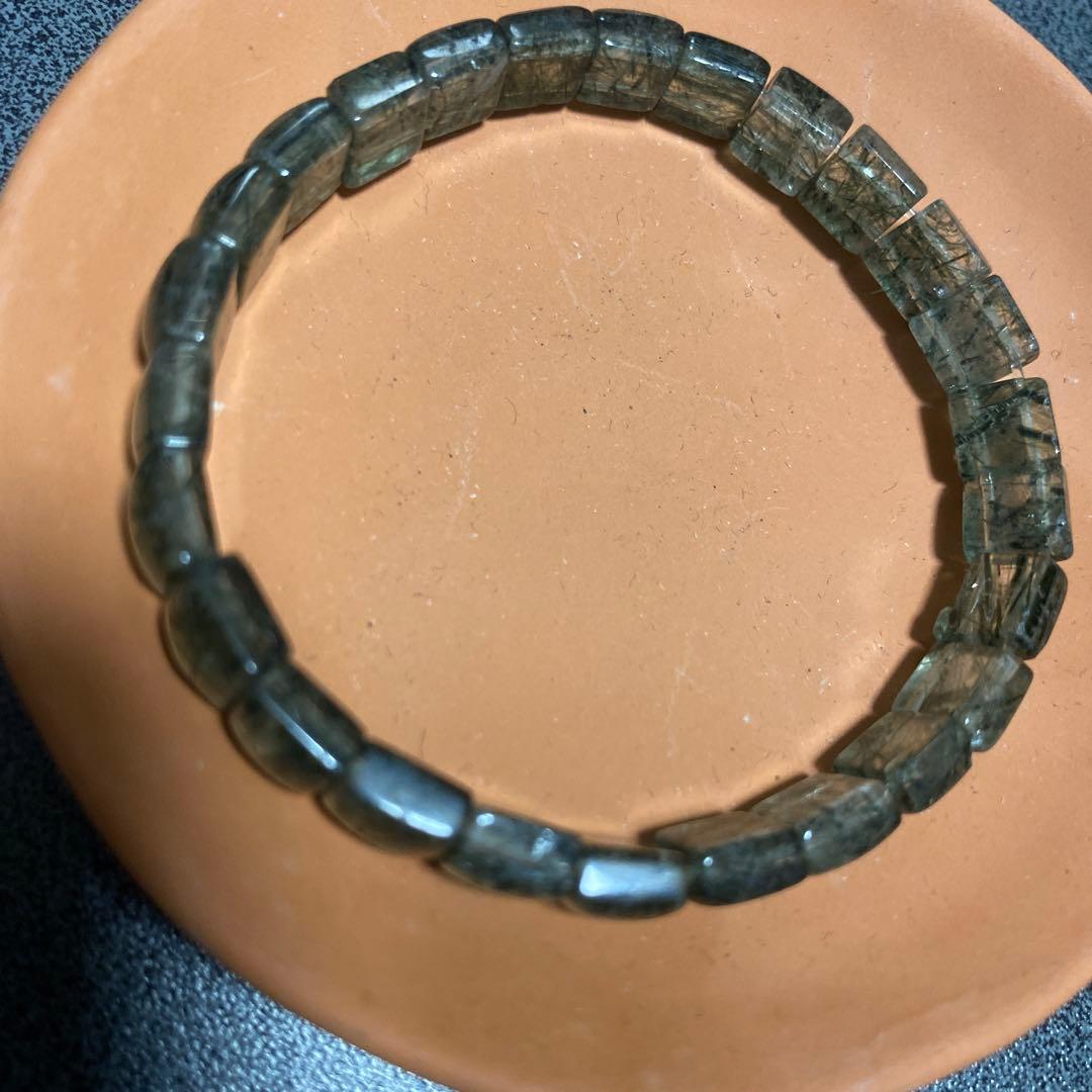 仕事運。希少色グリーンルチルクオーツ/バングル