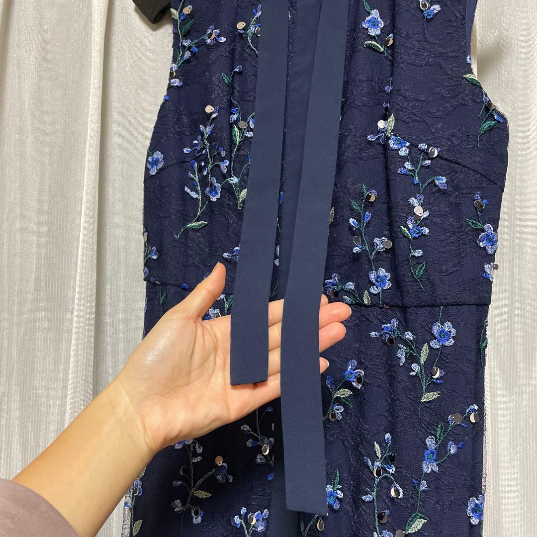 Diagram刺繍入りネイビーパーティードレス