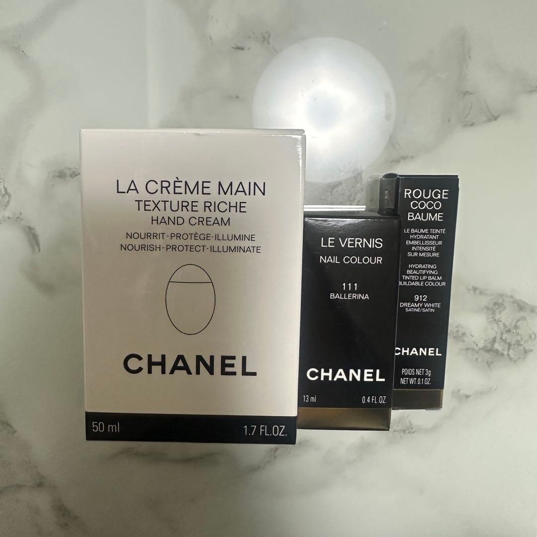 新品・未使用✨CHANEL クリスマスコフレの中身ハンドクリーム・ネイルカラー