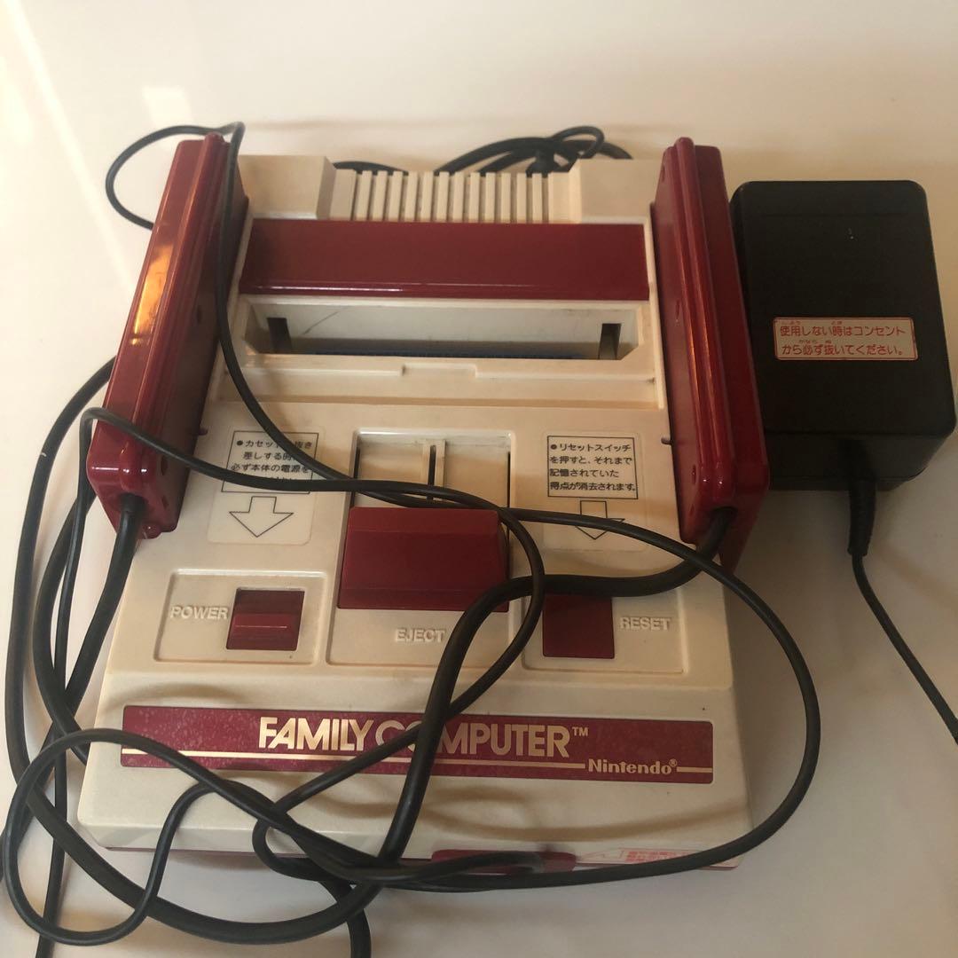 ファミリーコンピュータ　任天堂❣️ファミコン❣️早い者勝ち❣️