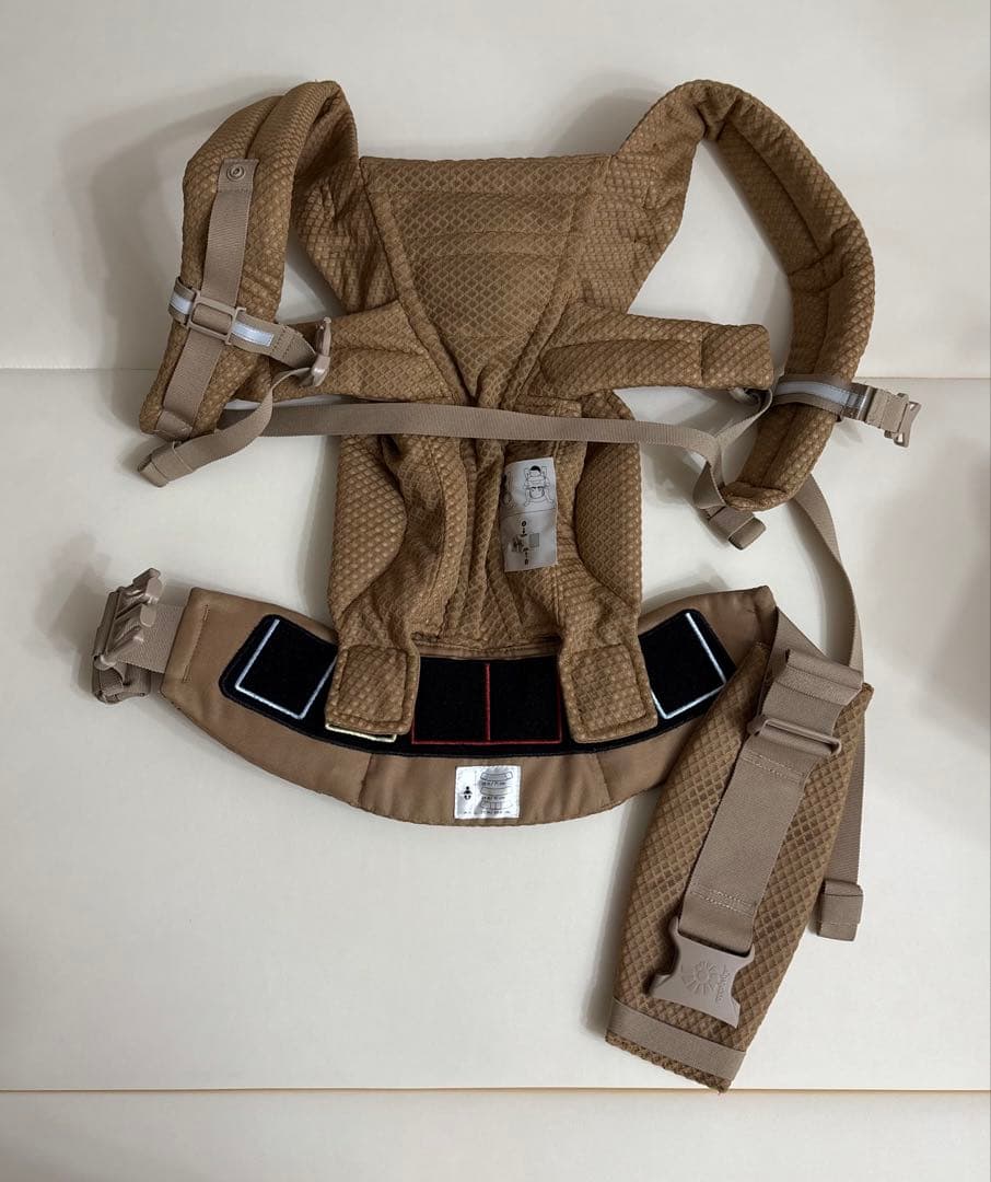 unobella★【美品】【ほぼ未使用】エルゴベビーOMNI Breeze