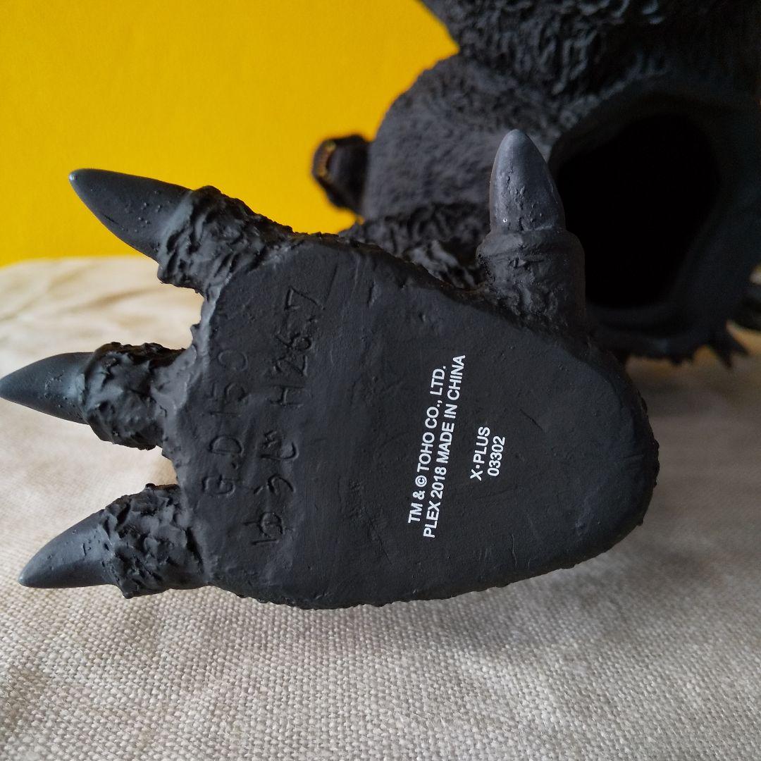 東宝30cmシリーズ ゴジラ1954 ゴジラストア限定 復刻スーツ彩色版