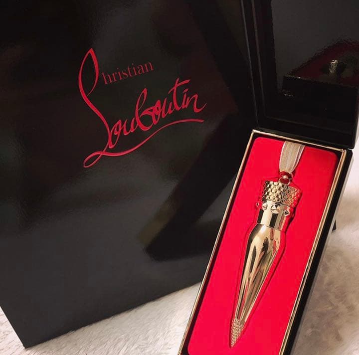 ルブタン　リップ　口紅　シルキーサテン　ビキニ　120