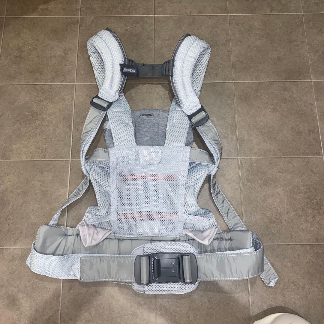 抱っこ紐　ベビービョルン　ハーモニー