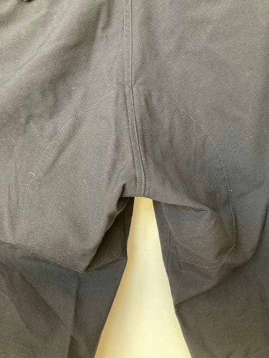 チ*ブ様 【コムデギャルソン】猿尻　定番パンツ