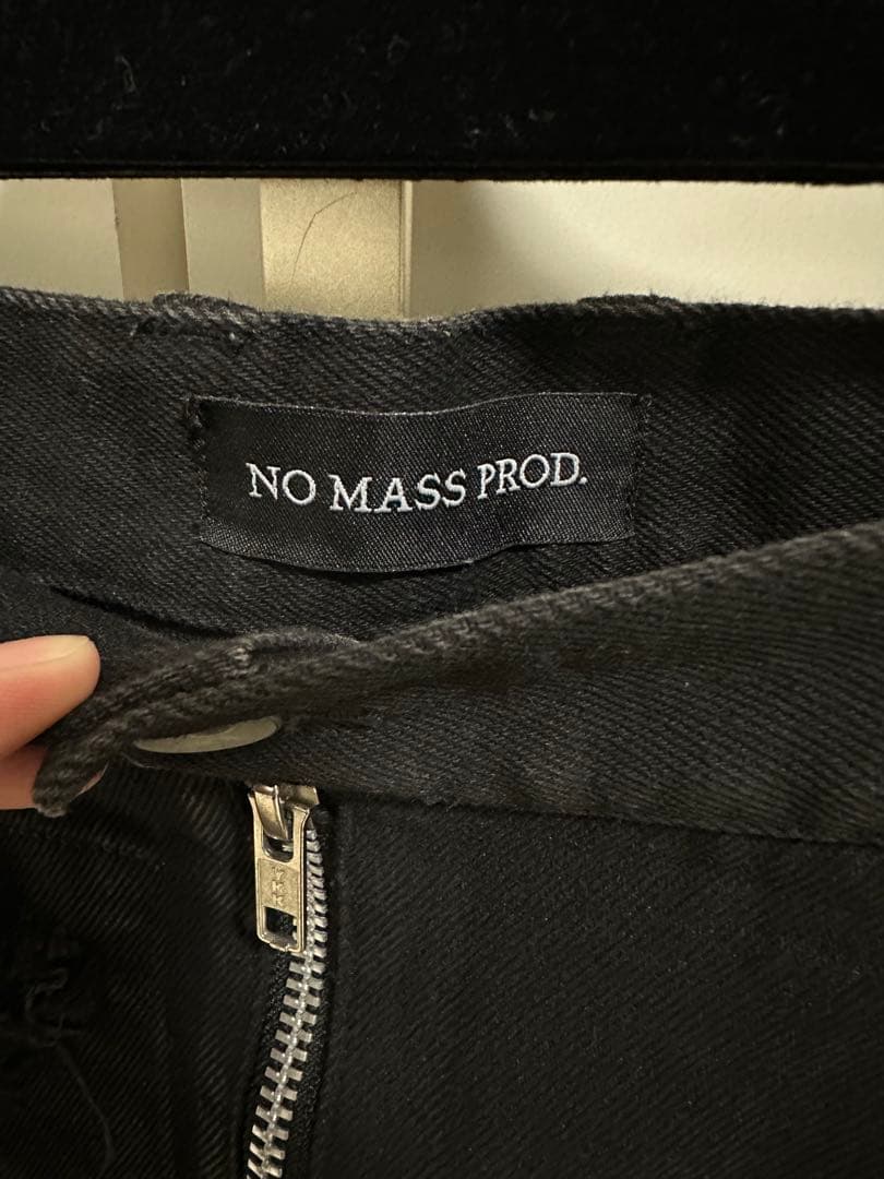 パンツ NO MASS PROD 05GLM BROKEN DENIM SHORTS