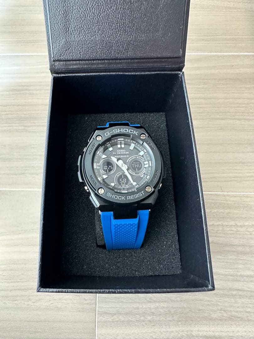 CASIO G-SHOCK GST-W300G ブルー