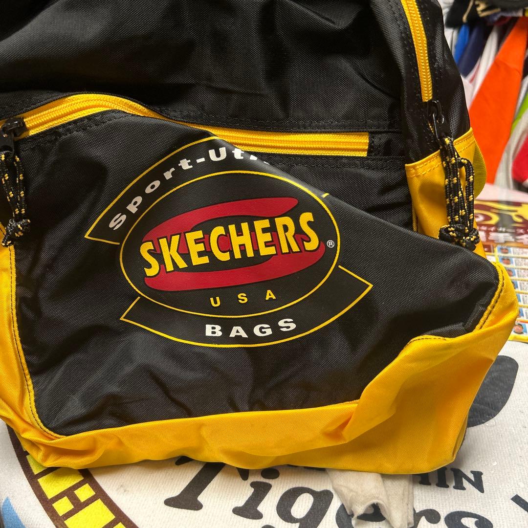 スケッチャーズボストンバック大