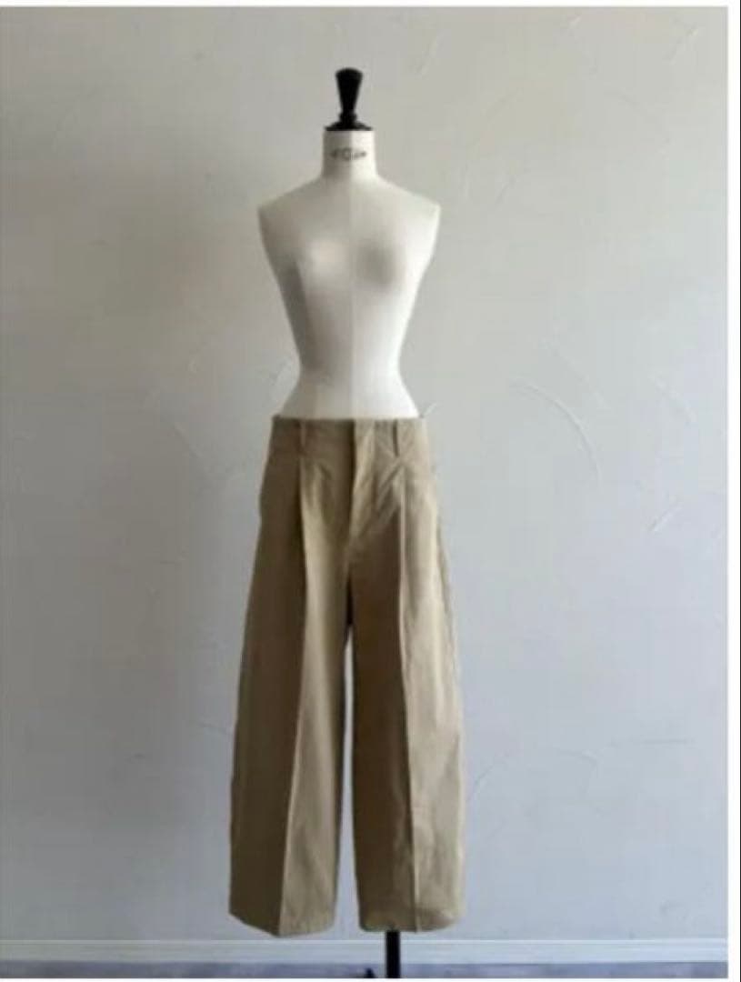タグ付き　試着のみ　チノパン ベージュ Mサイズ july nine