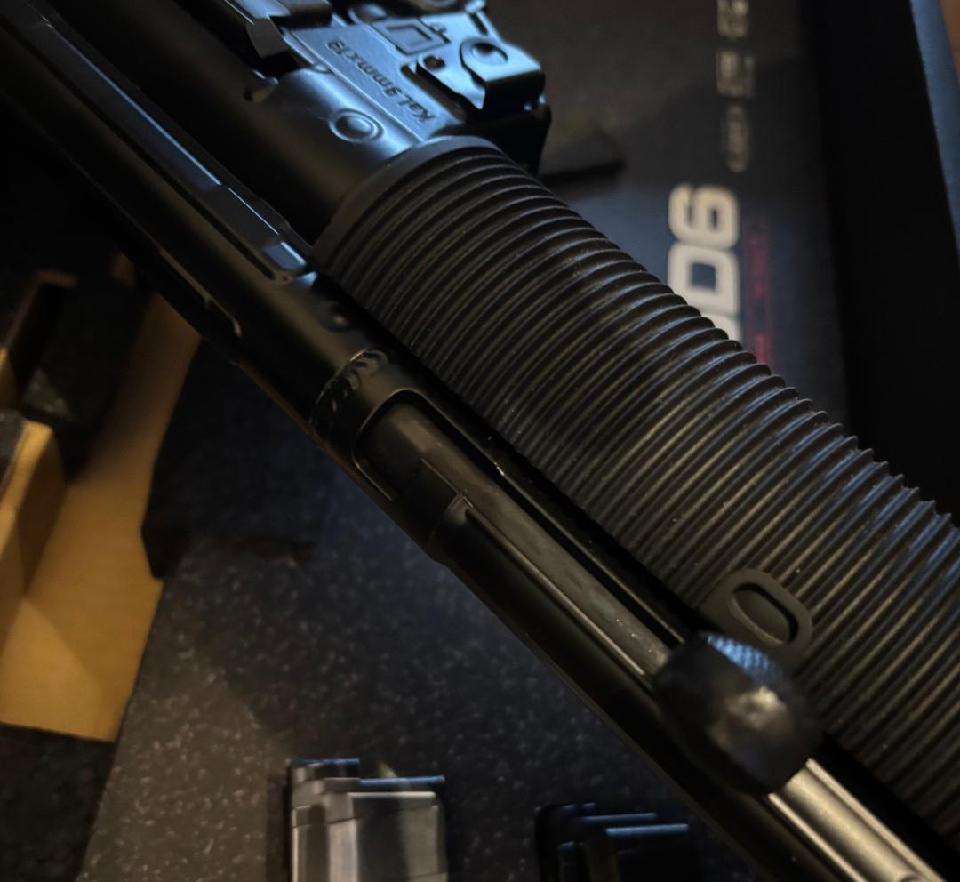 東京マルイ　次世代電動ガン　MP5SD6　マウントベース付き