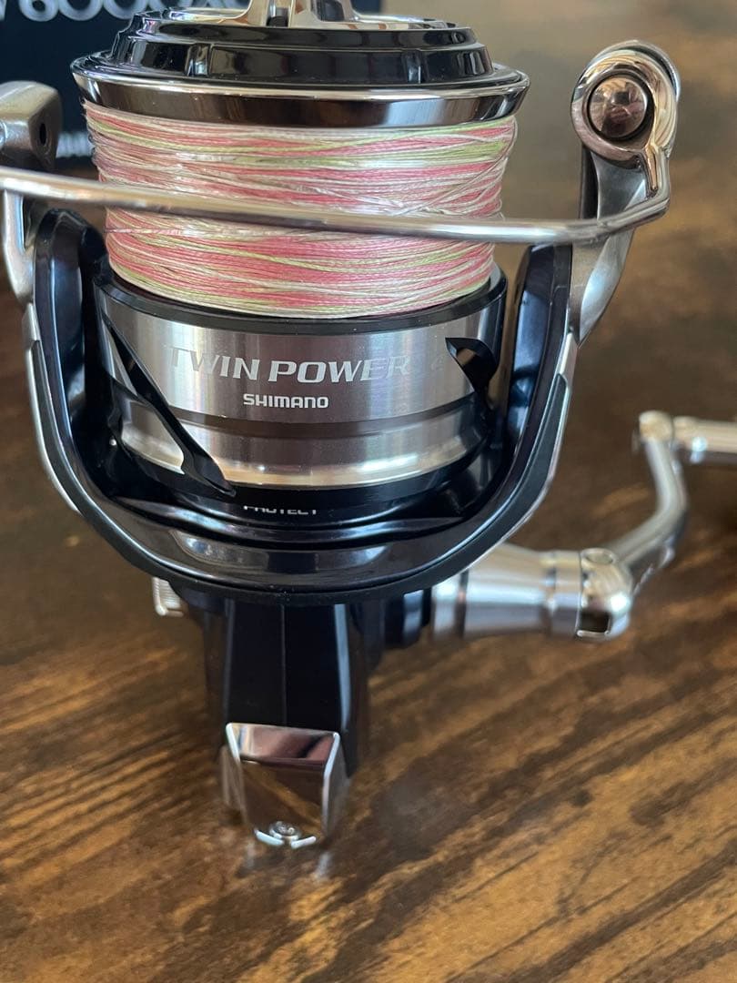 【美品】　シマノ　21 ツインパワーSW 6000XG