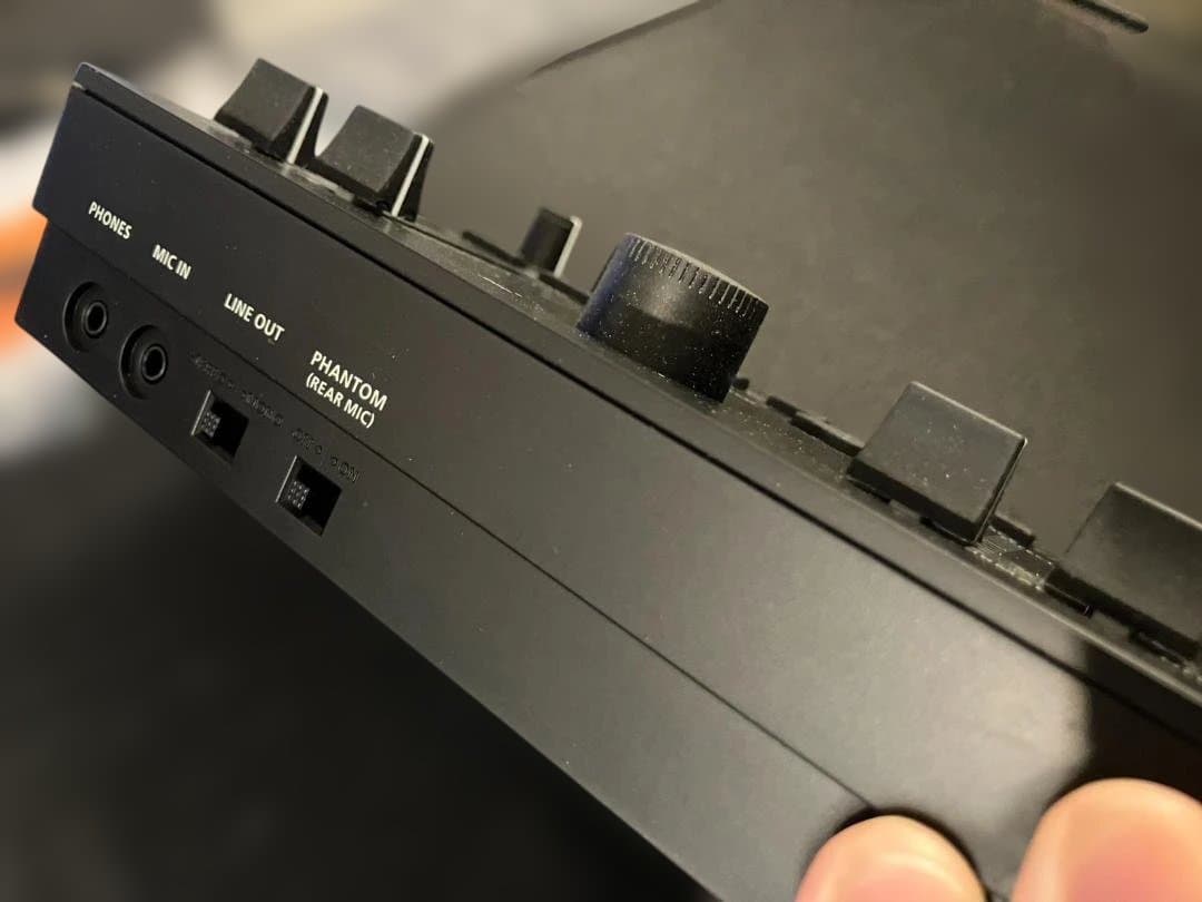 【超美品】Roland VT-4 ボイストランスフォーマー付属品・保証書・箱付き