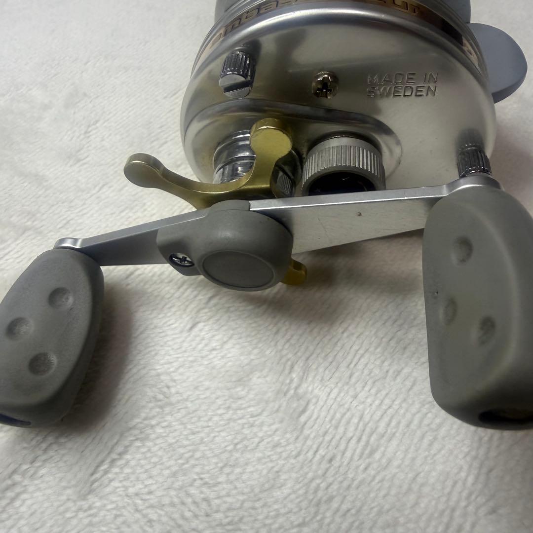 アブガルシア　アンバサダー　ウルトラキャスト　4601c 左巻き